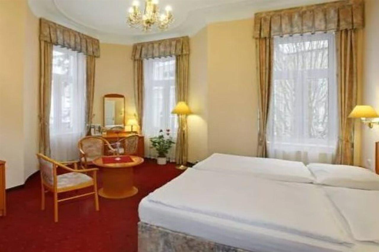 Hotel Ensana Hvězda - Imperiál - Neapol Mariánské Lázně Exterior foto