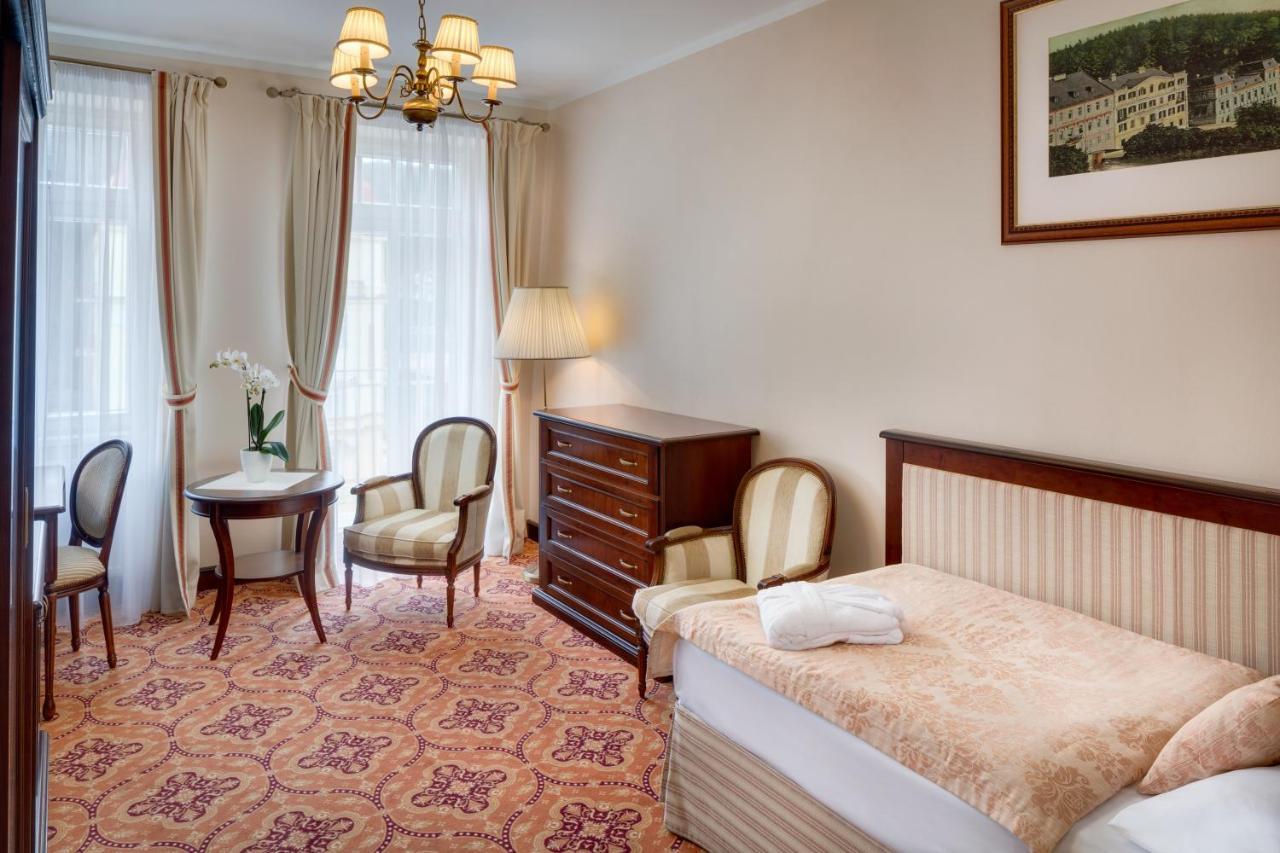Hotel Ensana Hvězda - Imperiál - Neapol Mariánské Lázně Exterior foto